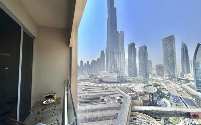 Fashion Avenue Dubai Mall Residences - Studio with balcony