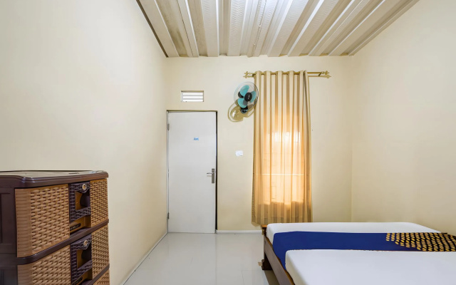 Hotel O Kencana Homestay Syariah Near Masjid AL-BAROKAH Kanyuran