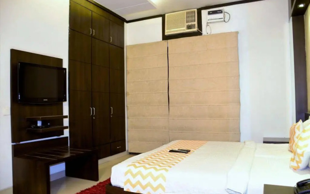 Cozy Inn by FabHotels