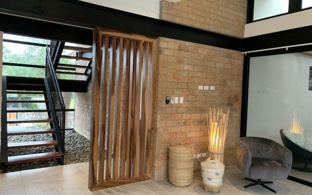 My Way Langosta Beach House