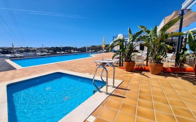 Green and Blue View Apartment Albufeira