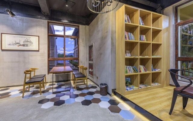 Qiandao Lake City Home Hostel