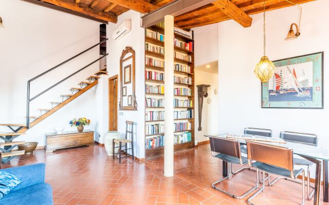 Pitti Luxury Terrace by Mmega