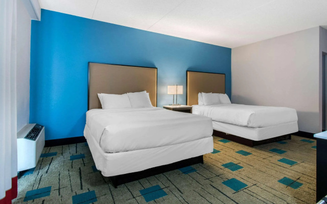 Hawthorn Extended Stay by Wyndham Chambersburg