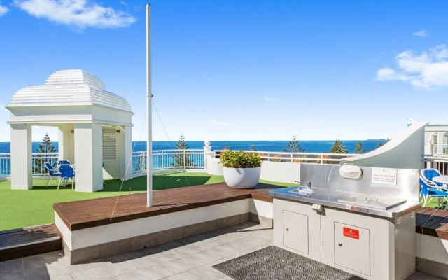 One BR Mediterranean Escape at Burleigh