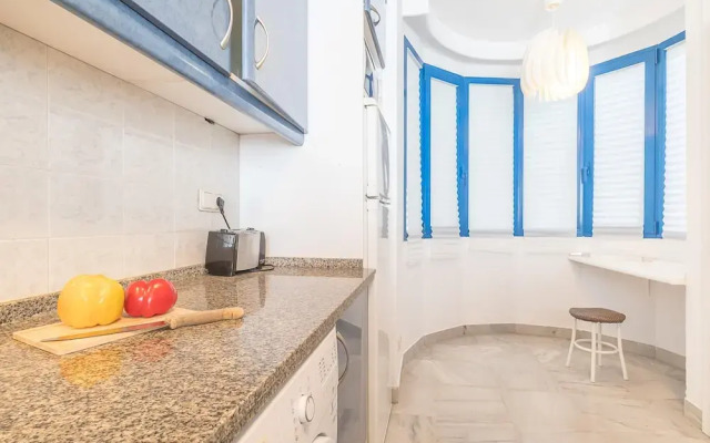 Marbella Pool House Gf55on sea Shore