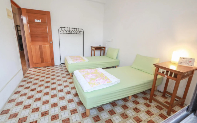 T-Life Hostel