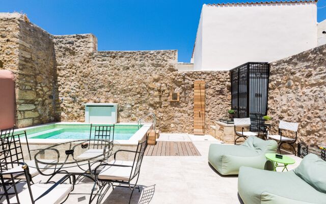 Phaedra Suites