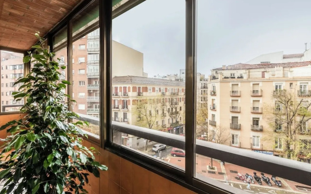 Taracea - 4 Bedrooms in Almagro