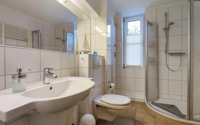 Strandnahe-Ferienwohnung-102-mit-Westbalkon-Haus-Hohe-Worth-Duhnen