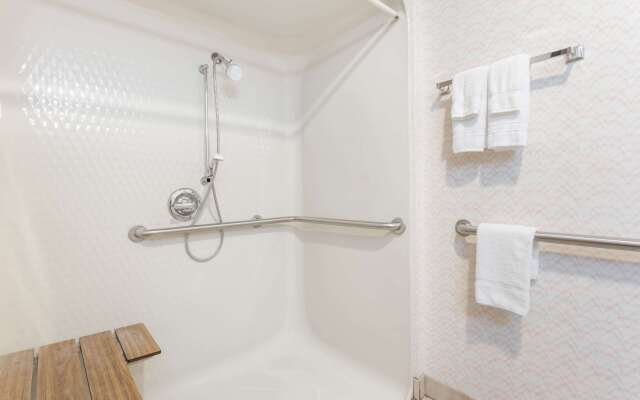 Days Inn by Wyndham Battlefield Rd/Hwy 65