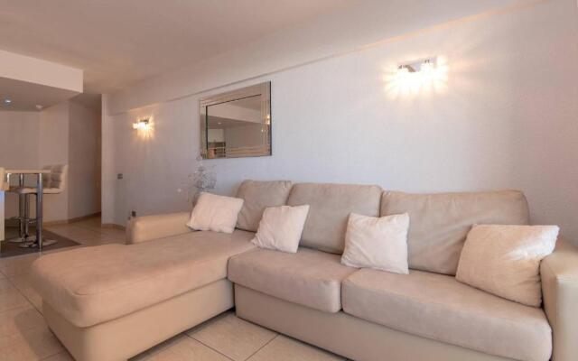 Santa Maria 105 - Two Bed with sea views