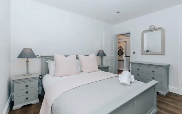 Woodvale Retreat - Sleeps 10