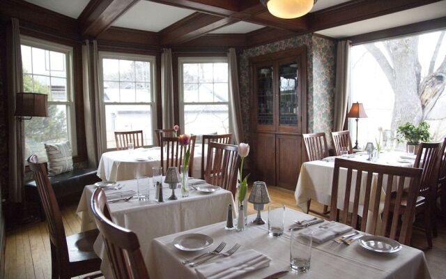 The Oxford House Inn