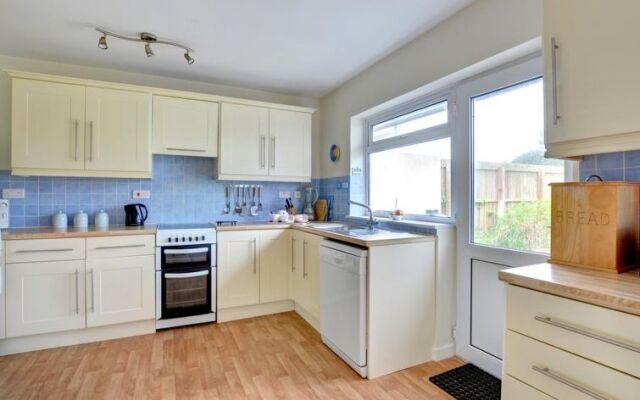 Holiday Home Crescent