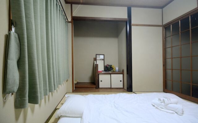Samurai Apartment