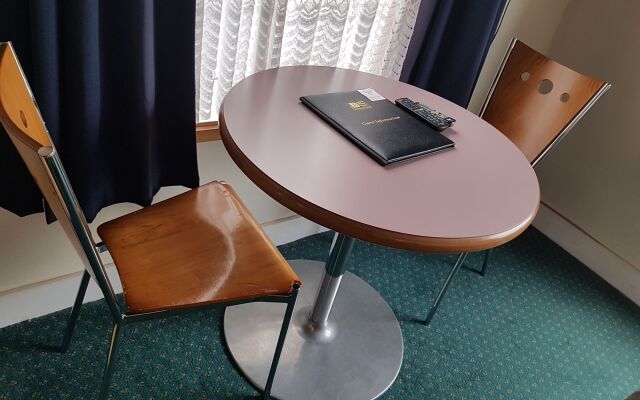 Lakeview Colonial Motel