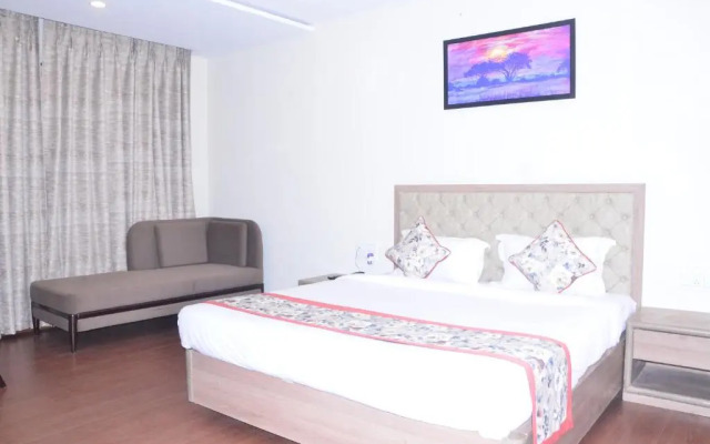 Hotel Nand Residency