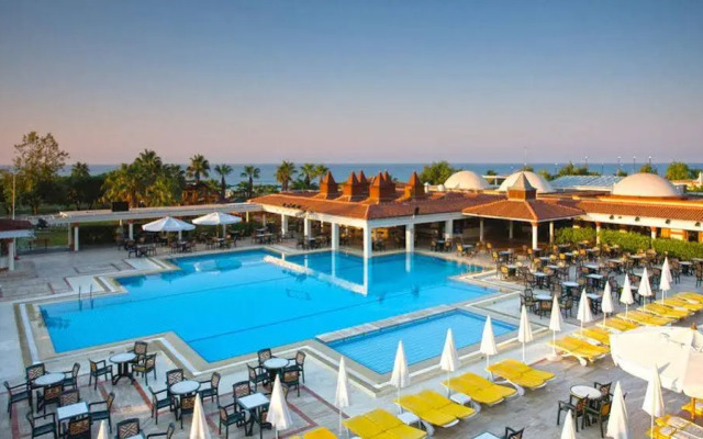 Paloma Paradise Beach Resort