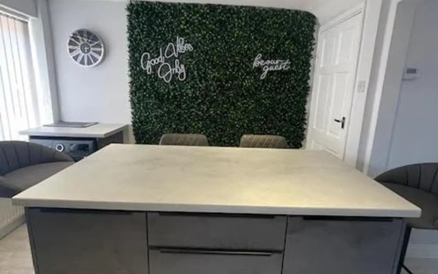 Check This!! Premium 5-star Home From Home Retreat