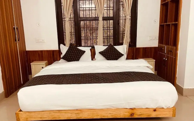 Mohini's Lake View Apartments Bhimtal