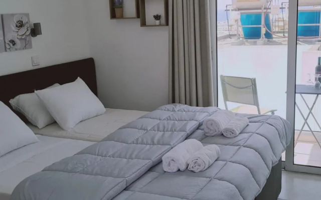 100 AN - Napa Living 37