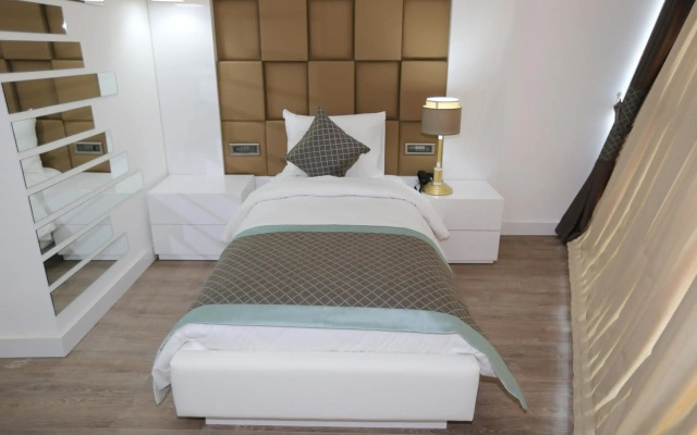 Elips Royal Hotel & Spa