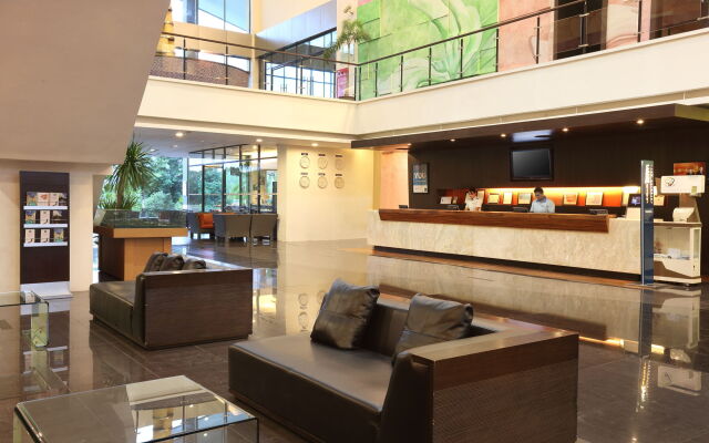 Novotel Manado Golf Resort & Convention Center