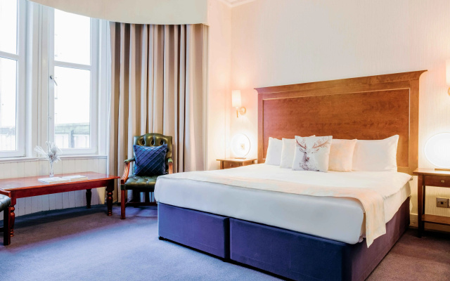 Muthu Queens Hotel