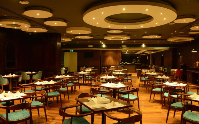 Premier Hotel