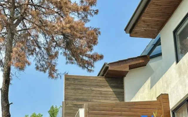 Reve House