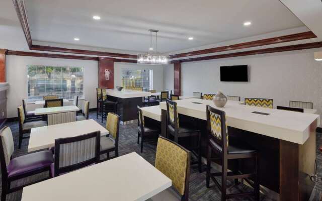 La Quinta Inn & Suites by Wyndham Savannah Airport - Pooler