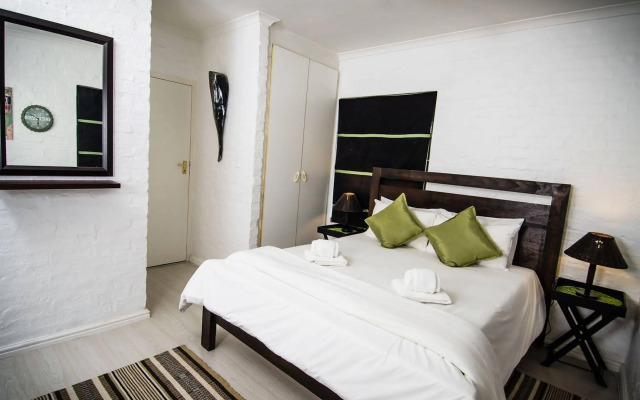 The Surf Shack - Backpackers/Hostel