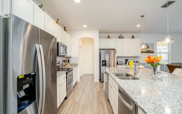 Luxury 11 Bedroom Close to Disney