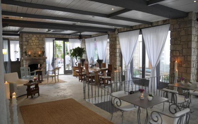 Ala Otel Alacati