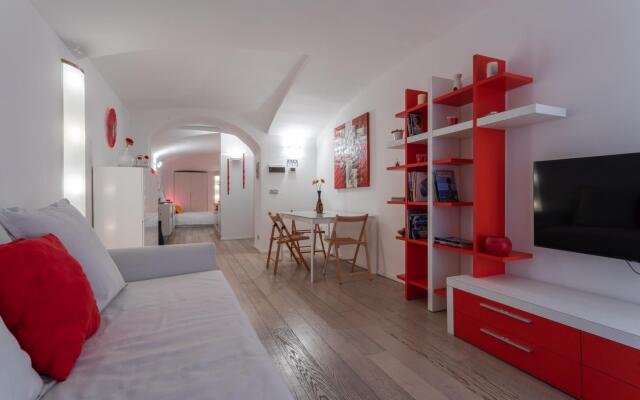 Red Studio Near Porta Nuova by Wonderful Italy