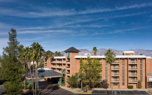 Embassy Suites by Hilton Tucson East