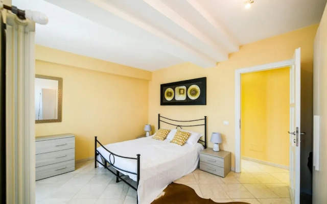 Giulia Apartment With Lake View in Verbania