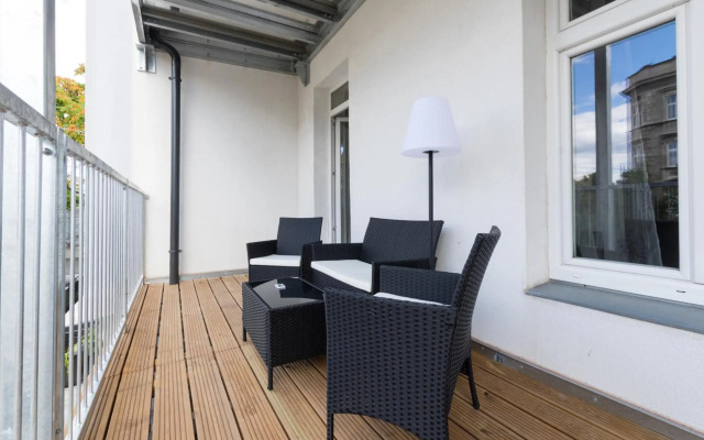 Spacious Apartment in Center with Terrace