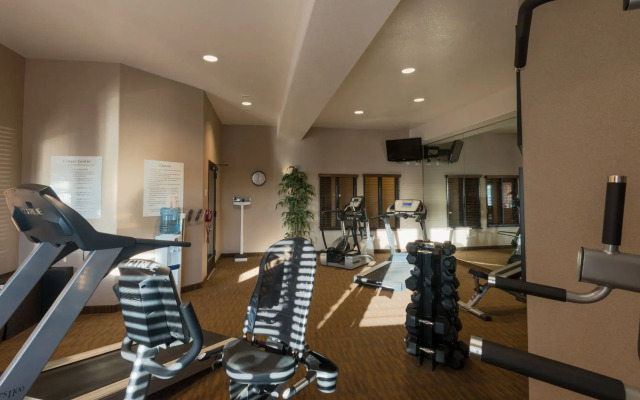 Comfort Inn & Suites Brighton Denver NE Medical Center