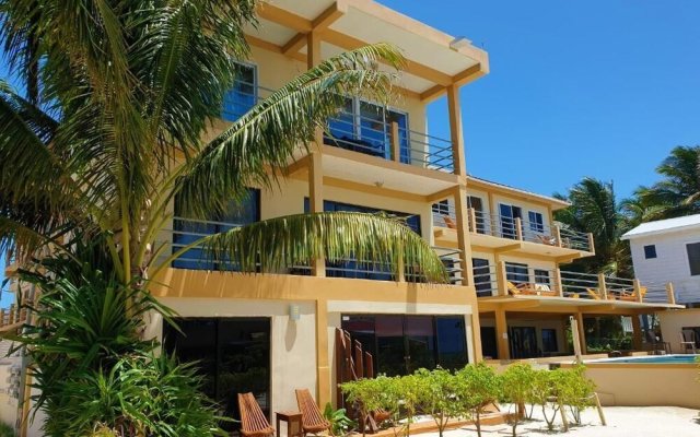Club Rooms At Popeyes Beach Resort
