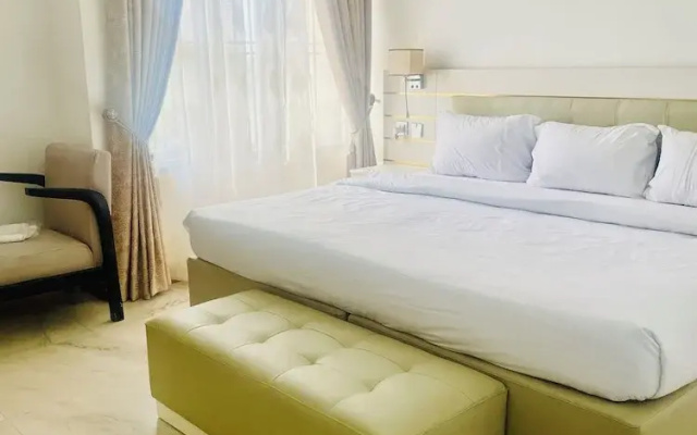Hani Hotels and Suites
