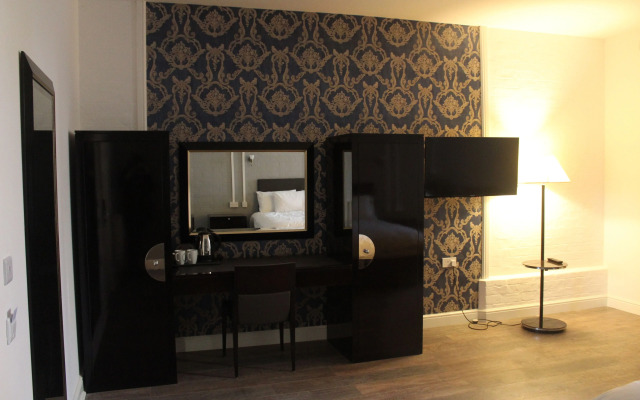 Park Hotel & Apartments