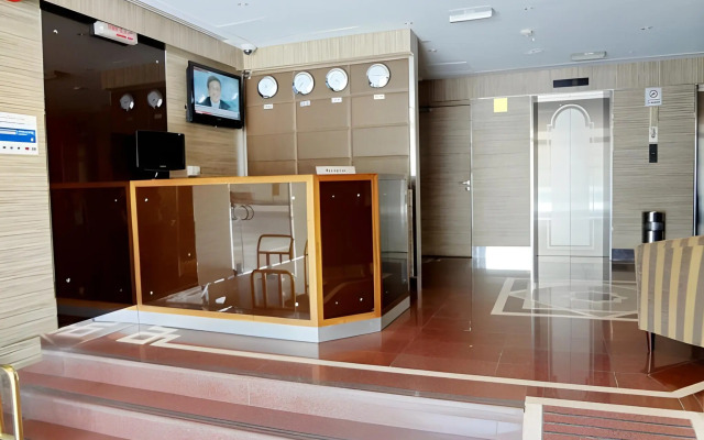 Abu Dhabi Plaza Hotel Apartments