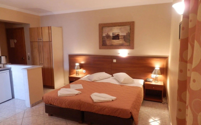 Planos Beach Hotel