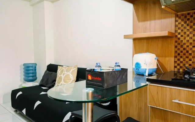 Contemporary 2br Apartment at Kalibata City Residence