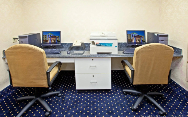 Holiday Inn Express Hotel & Suites Murray by IHG