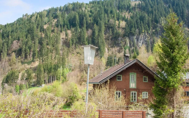 Apartment in Mayrhofen With Balcony