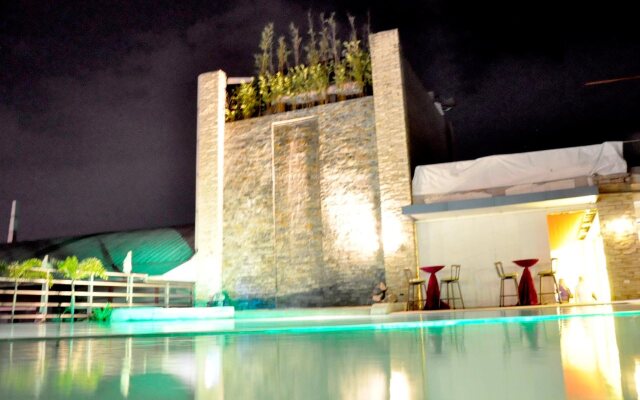 Kay Hotel and Residences