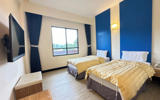 CHIENTAN Youth Hotel
